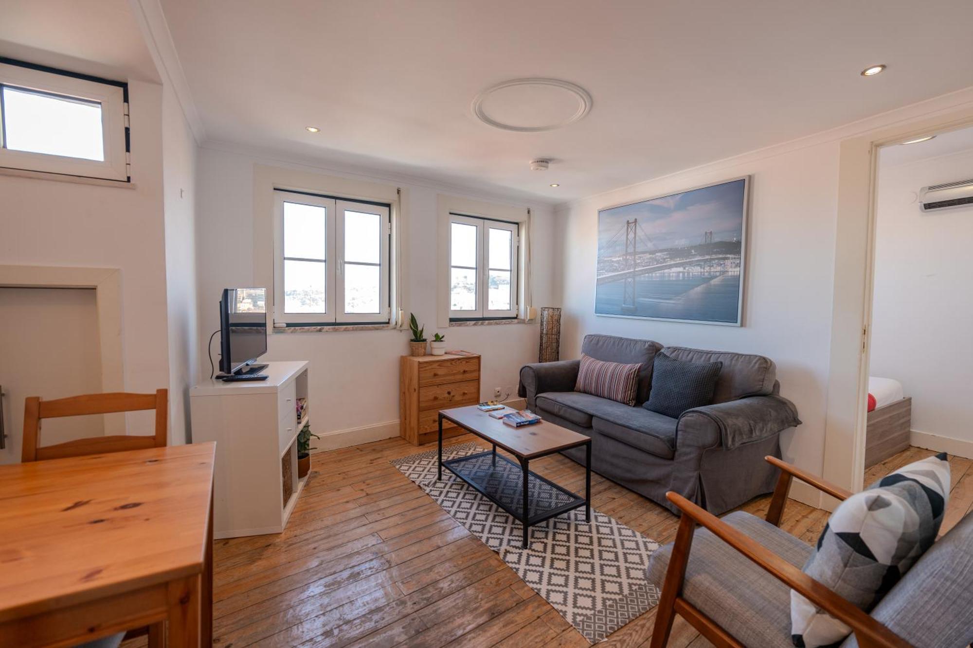 With Great View Apartment *